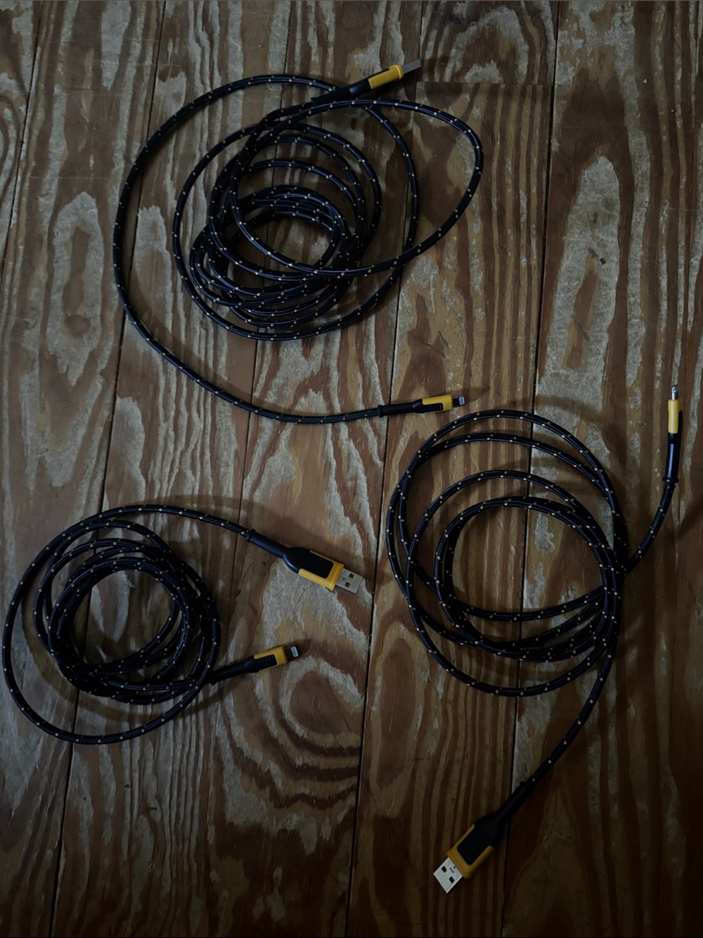 lightening to usb assortment of power cords